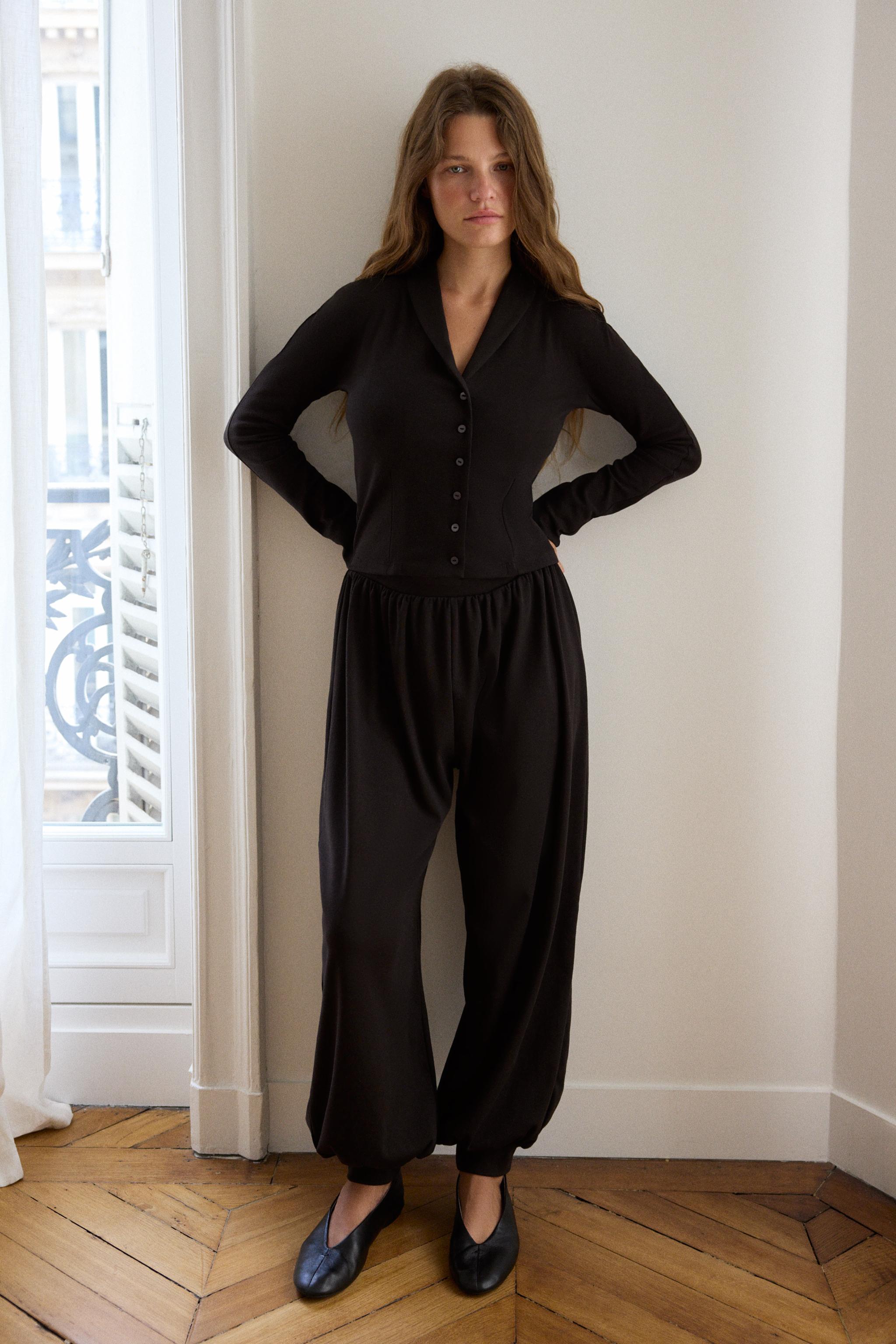 VESTE COURTE BOUTONNÉE